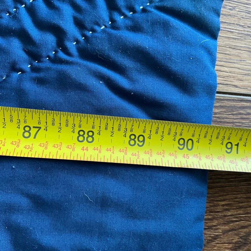 Unbranded handcrafted quilt